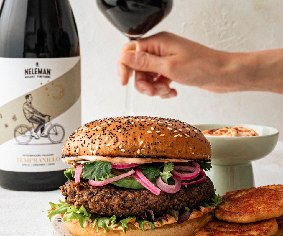 Wijn & spijstip: Chipotle-bonen burgers & Bike Winemakers Release Tempranillo 